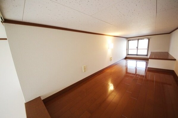 メインシティガーデン アイリスファームの物件内観写真